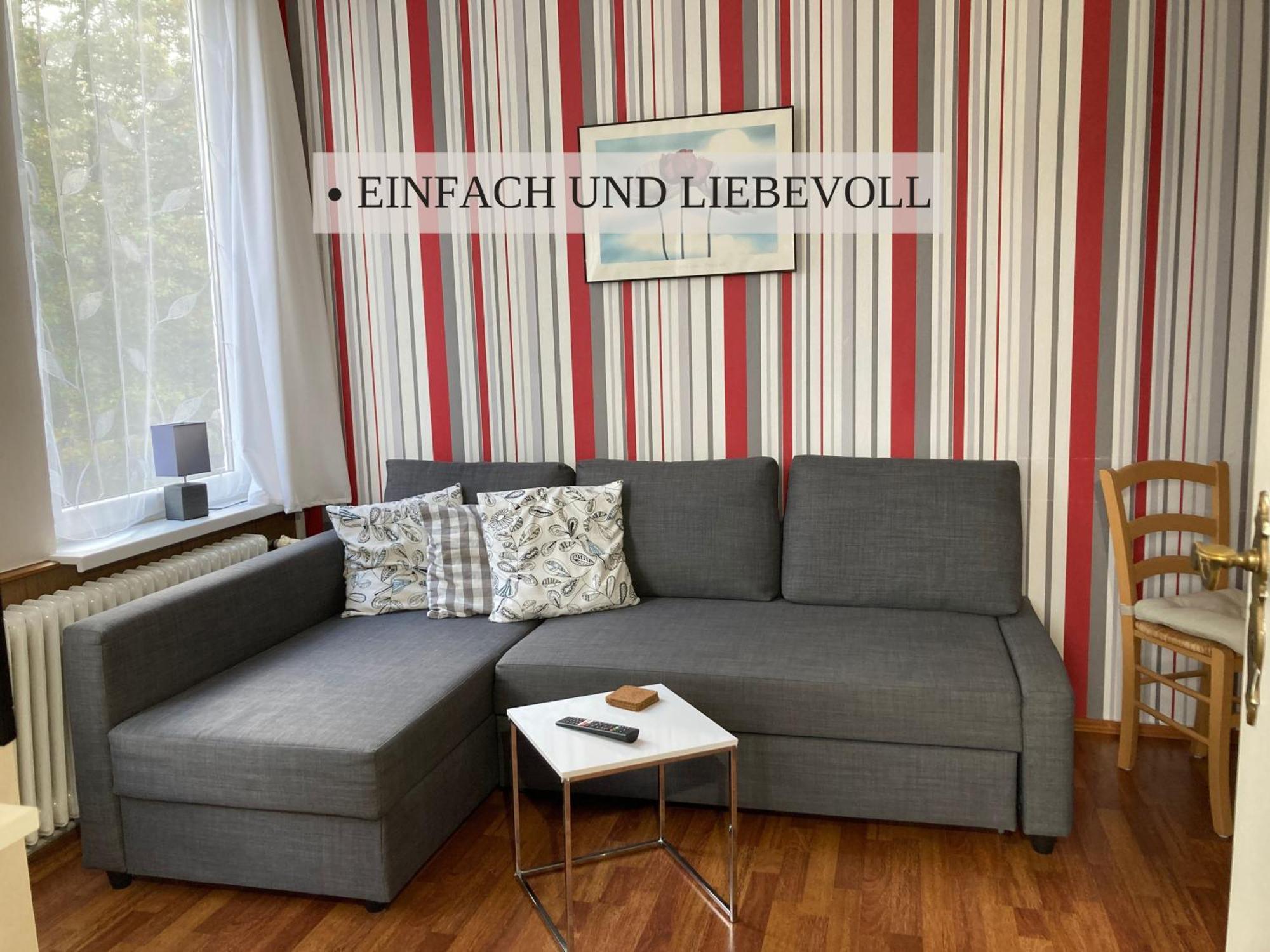 Haus Krabbe: Pet-Friendly Apartment with Free Parking Wremen Exterior photo